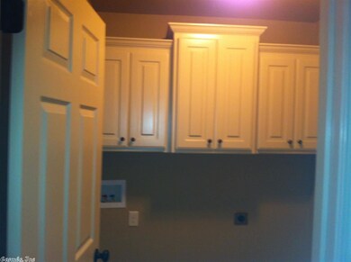 143 Hunter Cir, Beebe, AR 72012 - photo 2