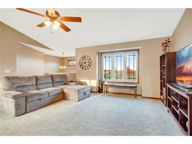 6-web-or-mls-29005 Snowgoose Trail-04