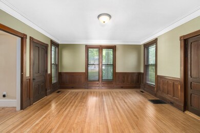 79 Douglas St, Uxbridge, MA 01569 - photo 5