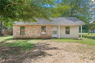 1017 Webb St, Franklinton, LA 70438 - photo 2