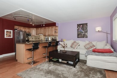 1744 E Oakton St unit 105-P3, Des Plaines, IL 60018 - photo 5