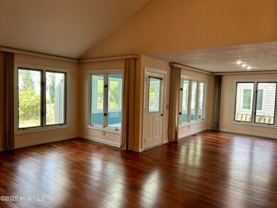 324 Wimbledon Ct, Wilmington, NC 28412 - photo 4