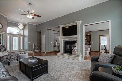 1223 Deaton Cir, Raymore, MO 64083 - photo 5