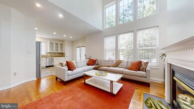 8826 Carpenters Hall Dr, Lorton, VA 22079 - photo 7