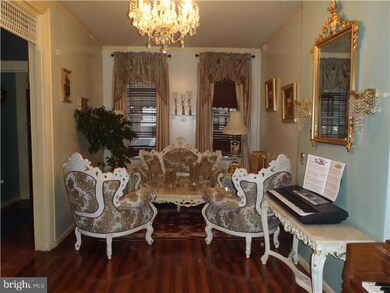 319 S 3rd St, Reading, PA 19602 - photo 4