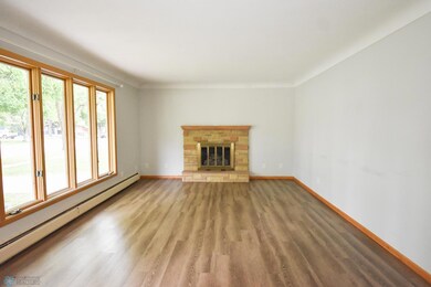 1613 15th St S, Moorhead, MN 56560 - photo 7