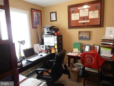 12223 Stevenson Ct unit 1, Woodbridge, VA 22192 - photo 6