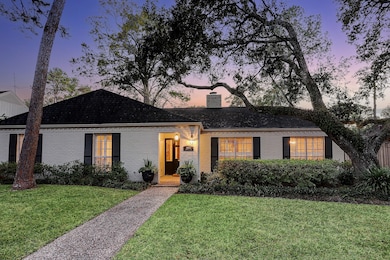 10023 Lynbrook Dr, Houston, TX 77042 - photo 3