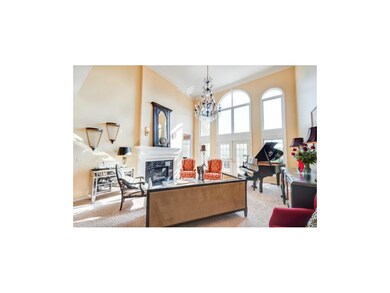Large Family Room with Floor to Ceiling Windows, L