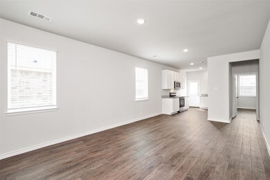 1706 Luke St, Ennis, TX 75119 - photo 6