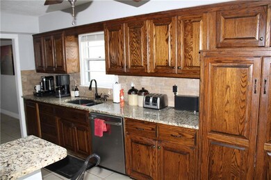 7756 Monrovia St, Shawnee, KS 66216 - photo 6