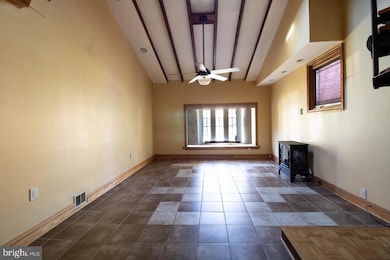 302 Crest Park Rd, Philadelphia, PA 19119 - photo 4