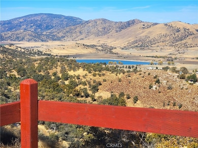 Yep.  That's your fence, and that's your view.