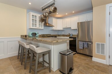 160 Quincy Shore Dr unit 106, Quincy, MA 02171 - photo 3