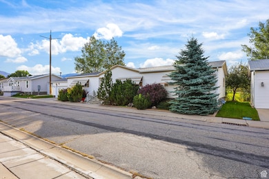 1111 N 2000 W unit 404, Ogden, UT 84404 - photo 3