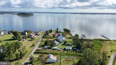 16392 Ball Point Rd, Piney Point, MD 20674 - photo 2