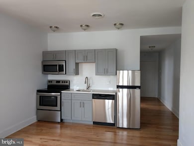 5913 17 Chestnut St unit 4D, Philadelphia, PA 19139 - photo 2