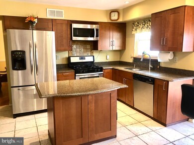 54 Long Bow Dr, Sewell, NJ 08080 - photo 3