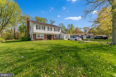 8 Rockland Dr, Willingboro, NJ 08046 - photo 3