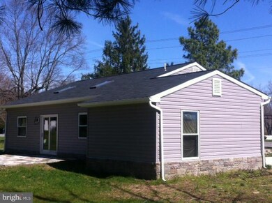 502 Magnolia Rd, Joppa, MD 21085 - photo 2