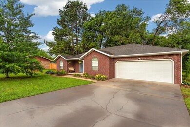 212 S Border St, Prairie Grove, AR 72753 - photo 2