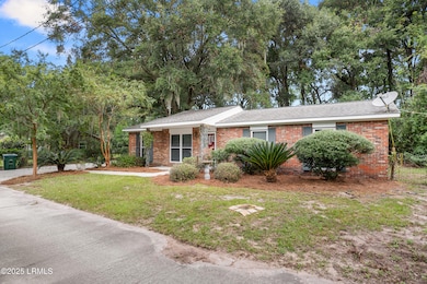 704 Jem Ln, Port Royal, SC 29935 - photo 2