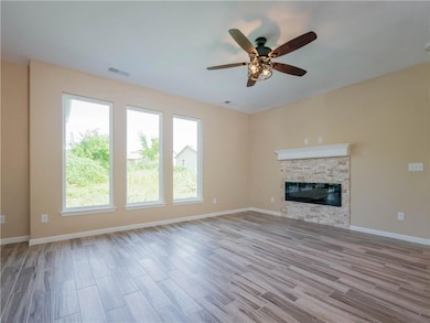 1304 NE Redwood Ct, Oak Grove, MO 64075 - photo 4