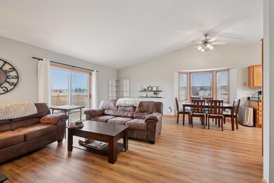 800 Orchard Cir, Belle Plaine, MN 56011 - photo 7