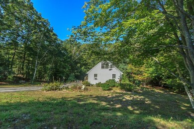 154 Appletree Rd, Auburn, NH 03032 - photo 2