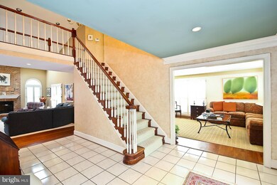 5619 Sugarbush Ln, Rockville, MD 20852 - photo 2