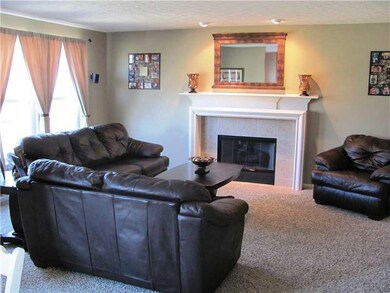 12082 Cabri Ln, Fishers, IN 46037 - photo 5