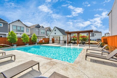 704 Strawberry Pines Ct, Houston, TX 77009 - photo 3