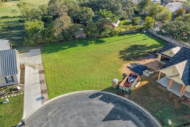 902 Laurel Ln unit 46, Fredericksburg, TX 78624 - photo 2