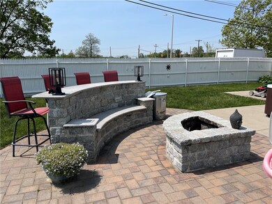 1 Pershing St, East Providence, RI 02914 - photo 4