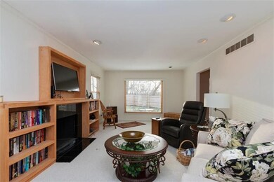 8012 Park St, Lenexa, KS 66215 - photo 3