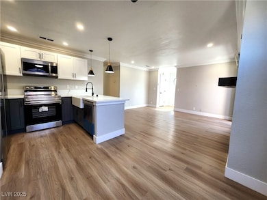 4050 Pacific Harbors Dr unit 209, Las Vegas, NV 89121 - photo 7