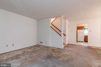 146 W Thomas Ct, Kennett Square, PA 19348 - photo 5