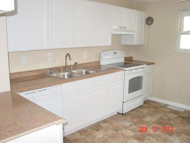 3990 Lynward Rd, Columbus, OH 43228 - photo 5