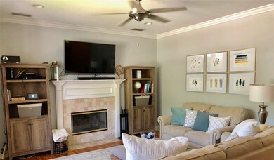 Gas fireplace, hardwood floors, plantation shutter