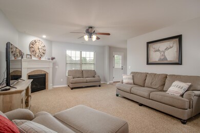 813 E Roubidoux St, Nixa, MO 65714 - photo 7