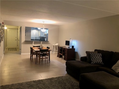 650 E Greenwich Ave unit 6-403, West Warwick, RI 02893 - photo 7