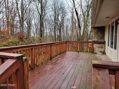 129 Basswood Dr, Hawley, PA 18428 - photo 4