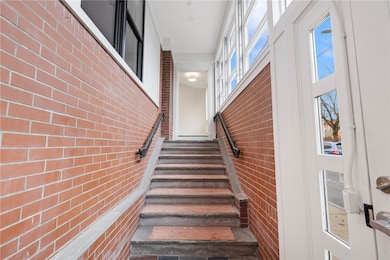 54 Sutton St unit 5, Providence, RI 02903 - photo 3