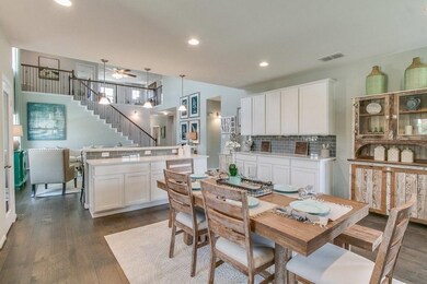 1509 Layne St, Alvin, TX 77511 - photo 3