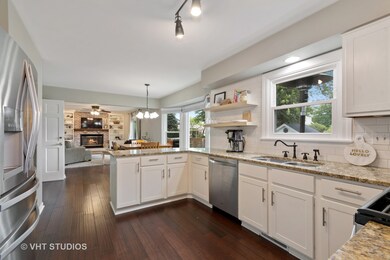 440 Churchill Ct, Batavia, IL 60510 - photo 6