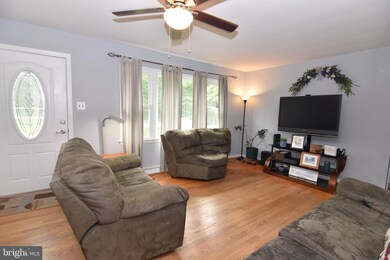 23542 Myrtle Point Rd, California, MD 20619 - photo 6