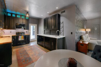 Dining/ Kitchen