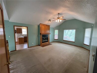 309 W Laredo Trail, Raymore, MO 64083 - photo 7