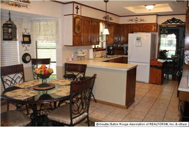 Breakfast area with kitchen