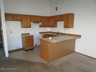 022-101671 Kitchen